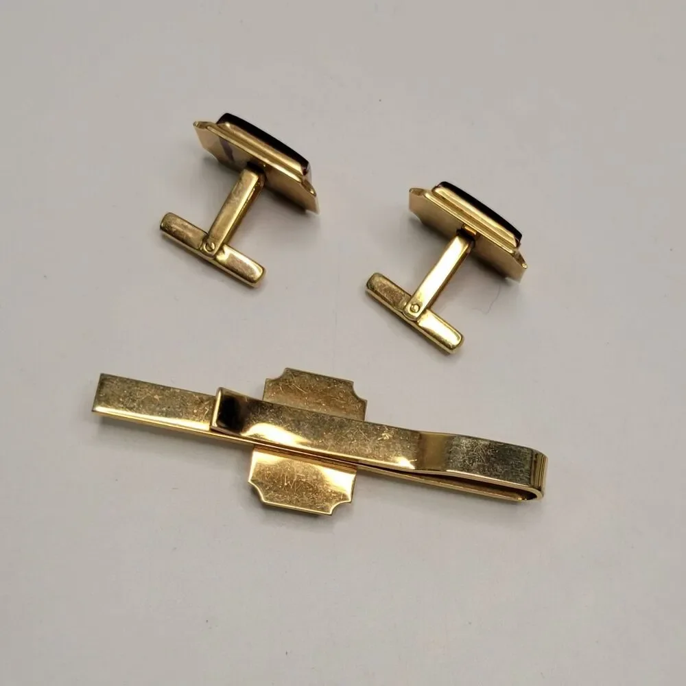 ▪︎Vtg Mani Figh Cufflinks Set